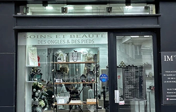 Maina Paris